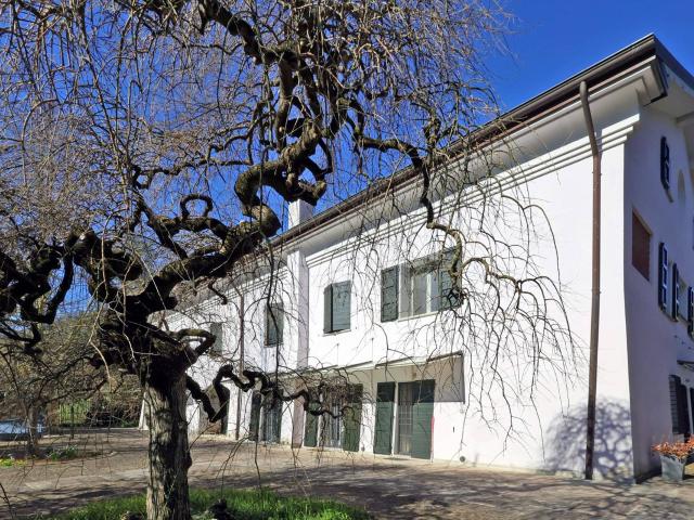 Porzione casa in vendita a Albinea, Borzano