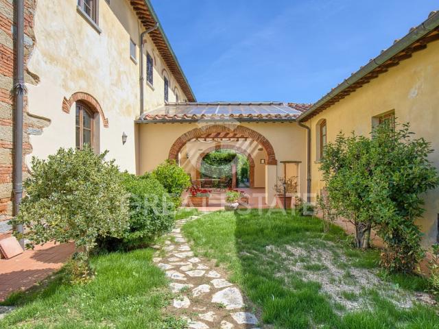 Porzione Del Duca 177m² Arezzo
