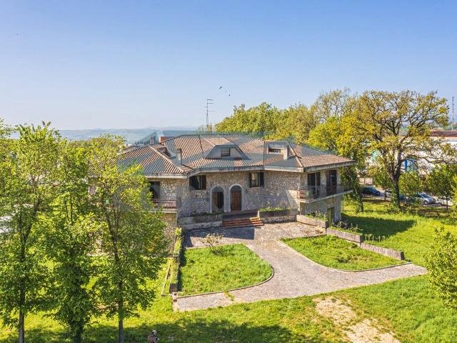 Porzione di Villa Bifamiliare – Umbria, Massa Martana 225m² Massa Martana