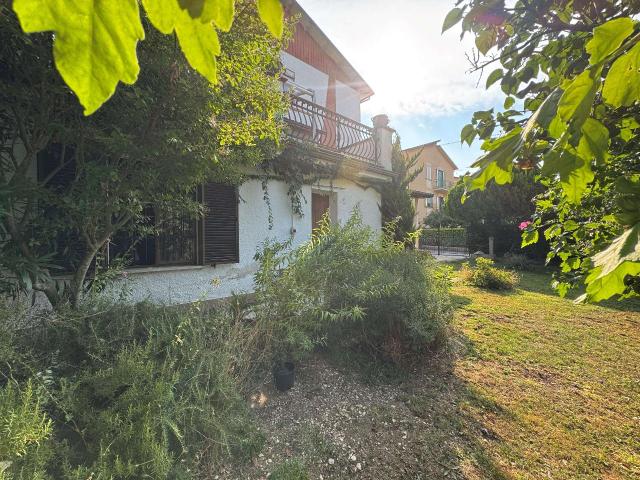 Porzione di villa in vendita a Sigillo
