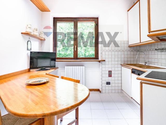 Porzione di villa in affitto a Garbagnate Milanese, Santa Maria Rossa