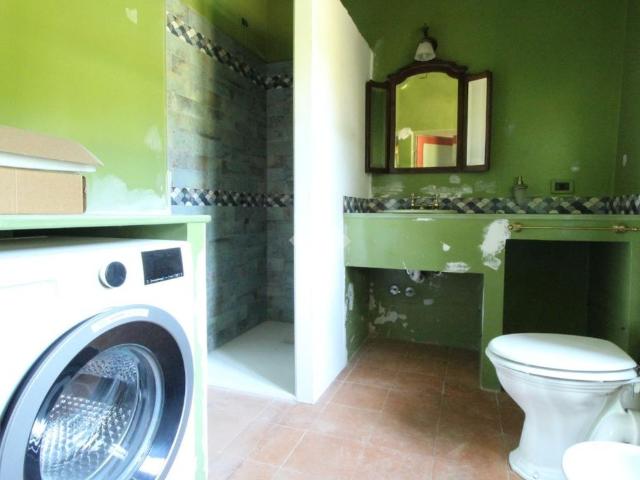 Porzione di bifamiliare in affitto