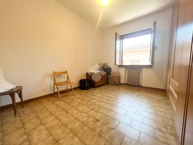 Porzione di bifamiliare in affitto
