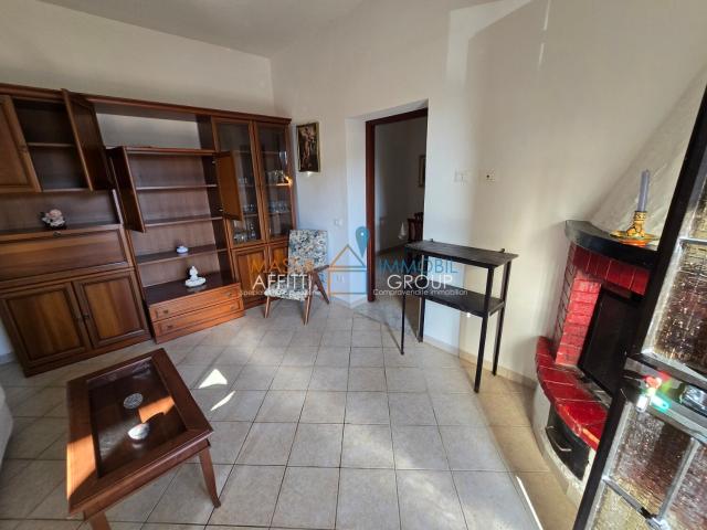 Porzione di casa Massa Carrara, Massa