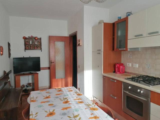Porzione di casa in affitto a Carrara