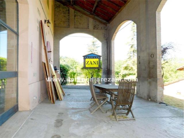 Porzione di Casa in affitto a Salsomaggiore Terme, non arredato/vuoto, giardino, posto auto TrovaCasa