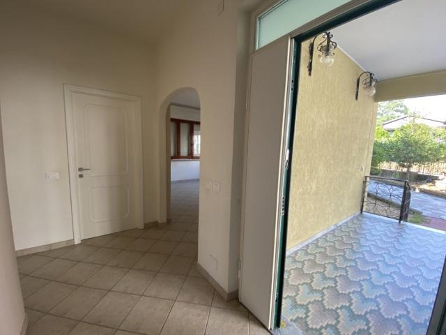 Porzione di Casa in affitto a Sarzana, non arredato/vuoto, giardino privato, posto auto TrovaCasa