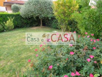 Porzione di Casa in affitto a Selvazzano Dentro, giardino, box, terrazzo TrovaCasa
