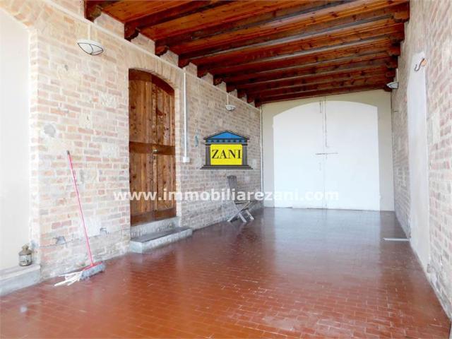 Porzione di casa in campagna
