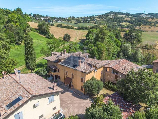 Porzione di casa in vendita a Viano