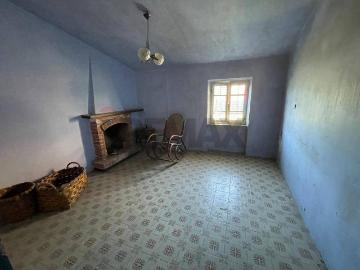 Porzione di casa in vendita a Borgo a Mozzano, Corsagna