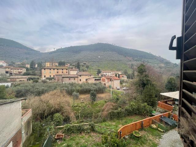 Porzione di casa in vendita a Capannori