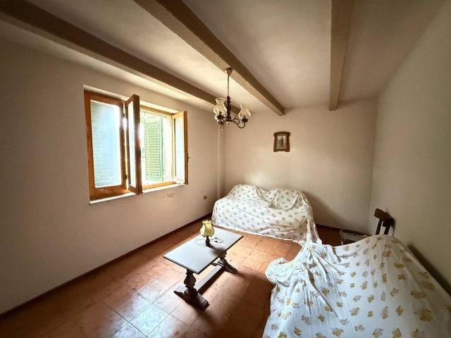 Porzione di casa in vendita a Castiglione Del Lago