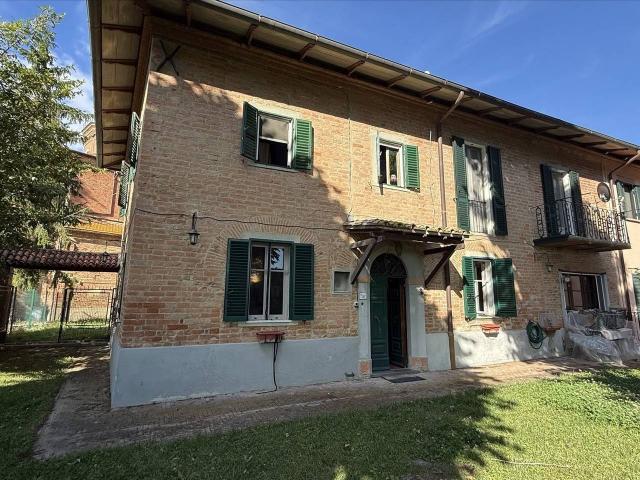 Porzione di casa in vendita a Castiglione Del Lago