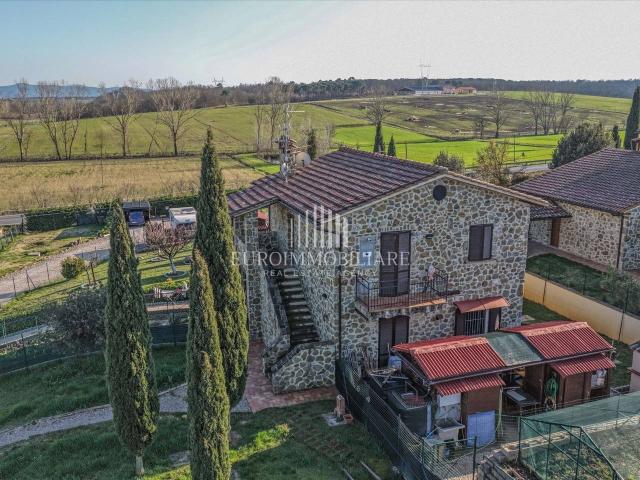 Porzione di casa in vendita a Castiglione Del Lago