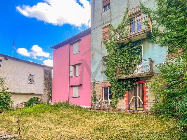 Porzione di casa in vendita a Casina