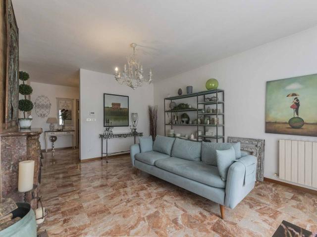 Porzione di casa in vendita a Cento