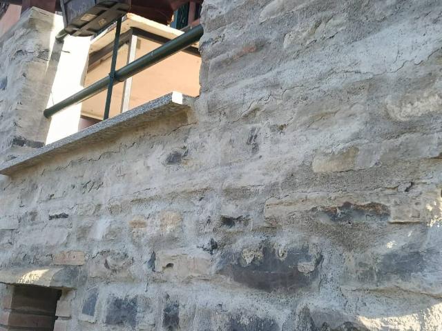 PORZIONE DI CASA in vendita a Faggeto Lario, Lemna