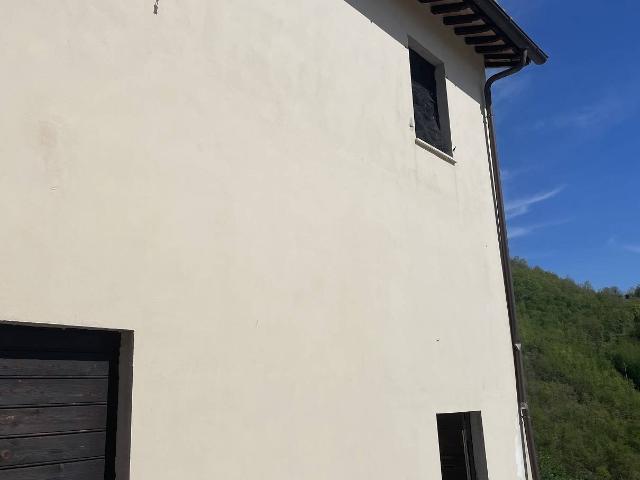 Porzione di Casa in vendita a Foligno