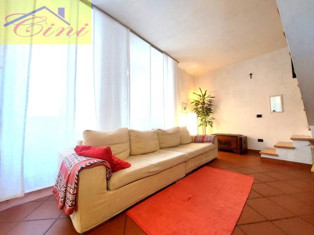 PORZIONE DI CASA in vendita a Galbiate, Sala al Barro