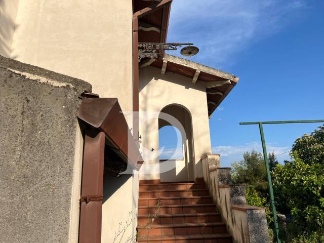 Porzione di casa in vendita a Loreto Aprutino