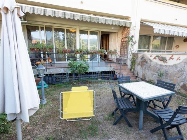 Porzione di casa in vendita a Luni