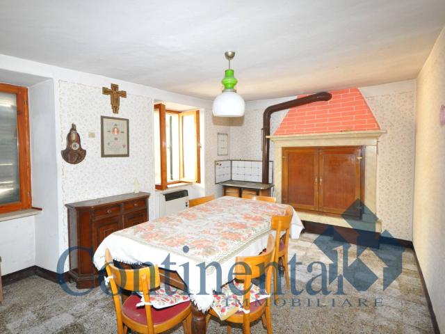 Porzione di casa in vendita a Moio de' Calvi