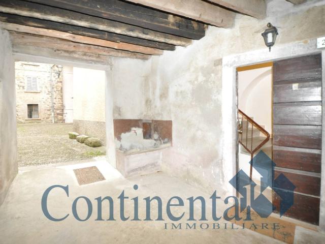 Porzione di casa in vendita a Piazzolo