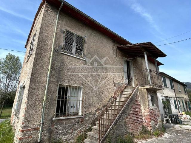 Porzione di casa in vendita a Pietrasanta