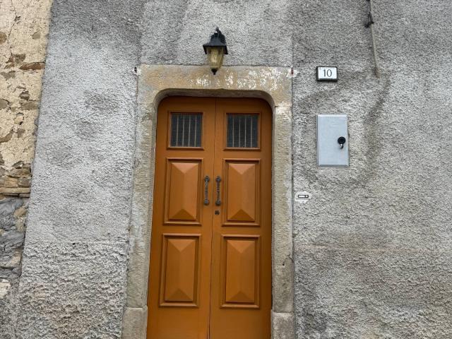 Porzione di casa in vendita a Polinago, Brandola