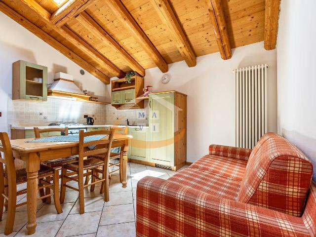 Porzione di casa in vendita a Ronzo Chienis