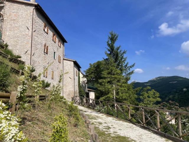 Porzione di Casa in vendita a Sellano, Sellano Centro