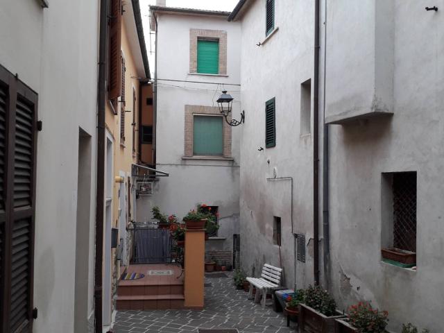 Porzione di casa singola in vendita a Serramonacesca