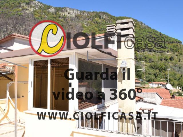 Porzione di fabbricato in vendita a Sant'Elia Fiumerapido