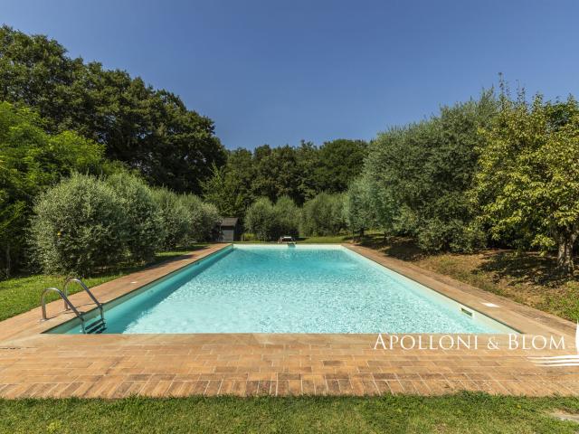 Porzione in pietra con piscina, Monteleone d’Orvieto, Terni. 237m² Monteleone d'Orvieto