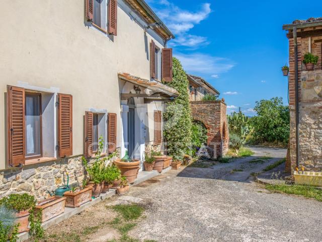 Porzione Santa Maria 258m² Castiglione del Lago