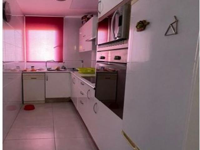 POR FAVOR SALARIO FIJO NO MASCOTAS Se alquila magnífico primer piso en chalet independiente en