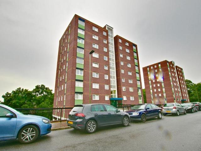 Porchester Mead, Beckenham BR3 1 bed apartment to rent £1,250 pcm £288 pw