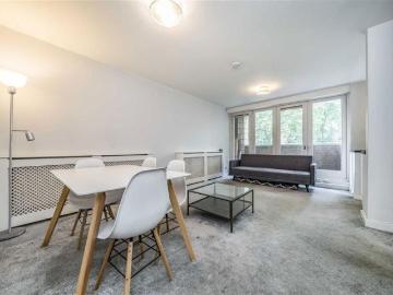 Porchester Square, W2 6AR, Paddington