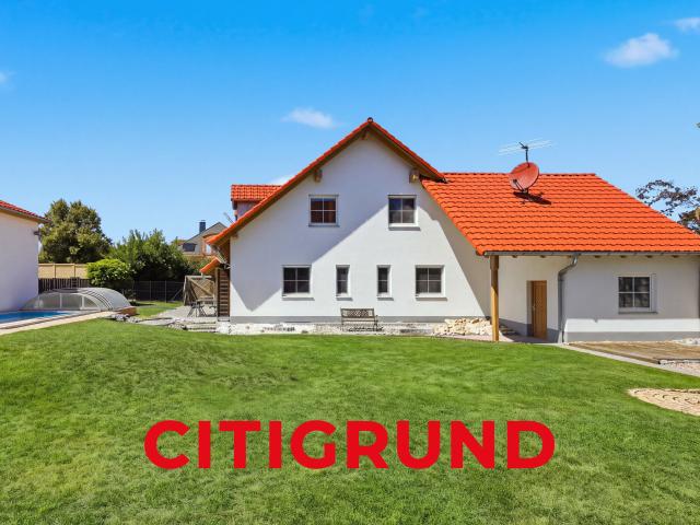 Pörnbach Zeitlos. Weitläufig. Naturnah. Mit Poolanlage und Werkstatthalle!