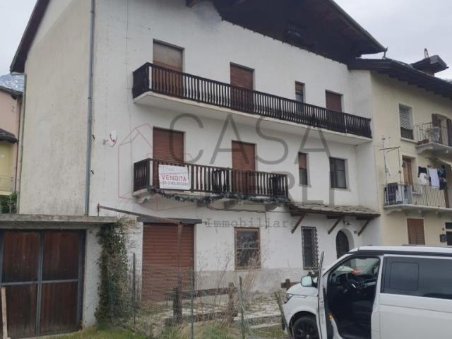 Porossan Neyves 203 15 vani 360mq
