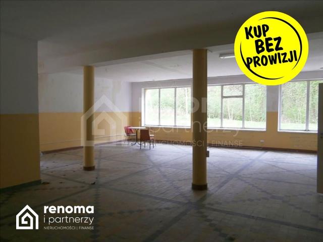 Lokal 150 m2 z dużym potencjałem, do remontu!