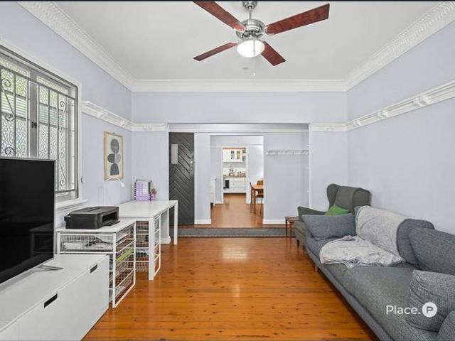Post War Charm with Family Functionality