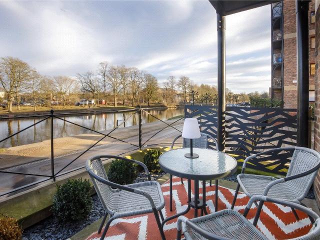 Postern Close, York, North Yorkshire YO23, 2 bed flat to rent, £1,500 pcm | PrimeLocation