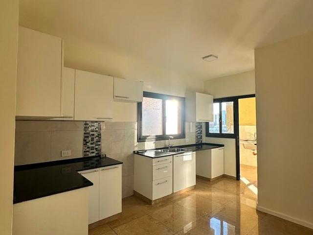 Departamento en alquiler c/ cochera en Centro