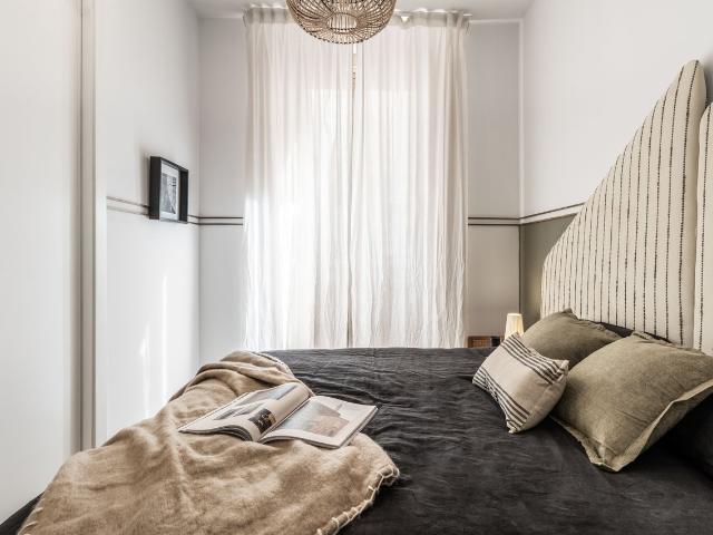 Posets 3 bedrooms in Malasaña, Madrid Amsterdam Apartments for Rent