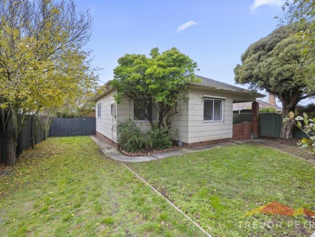 Position Perfect Opportunity Knocks in Wendouree