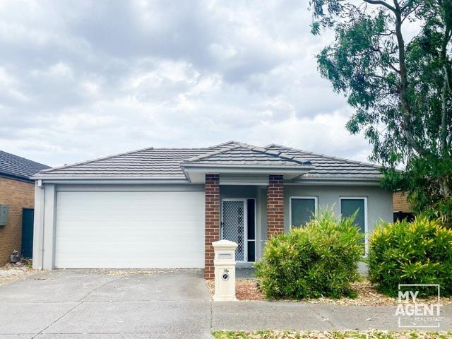 POSITION PERFECT FAMILY HOME SURROUNDED BY PARKLAND