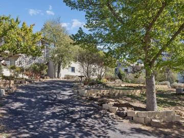 Cooma North, Snowy River, Victoria - Parking