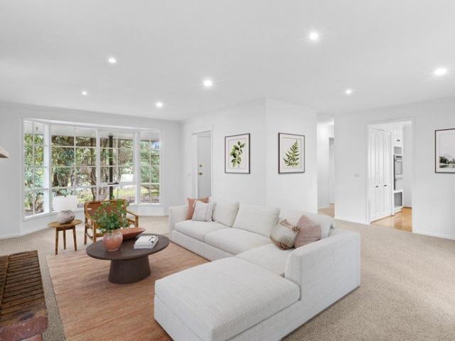 Position, Privacy and Coastal Simplicity on 1,072 sqm